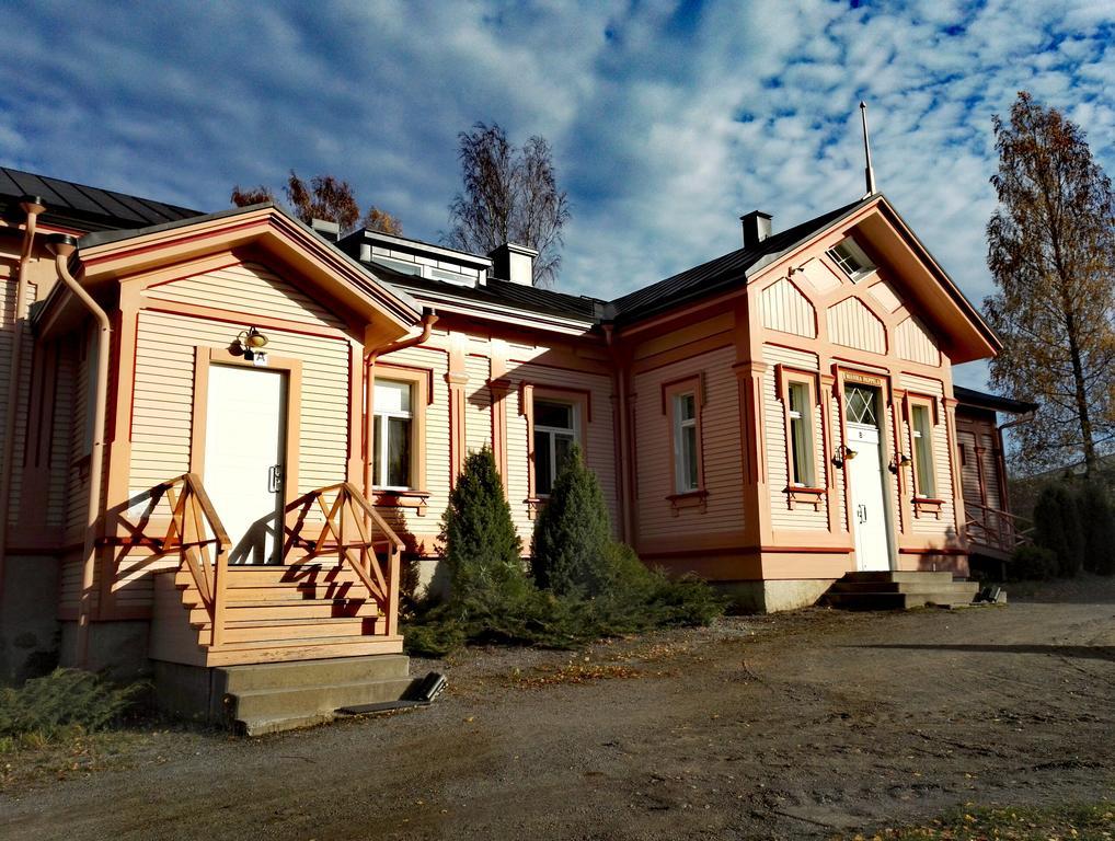 Savonlinnan Kansanopisto - Wanha Pappila Hostel Savonlinna