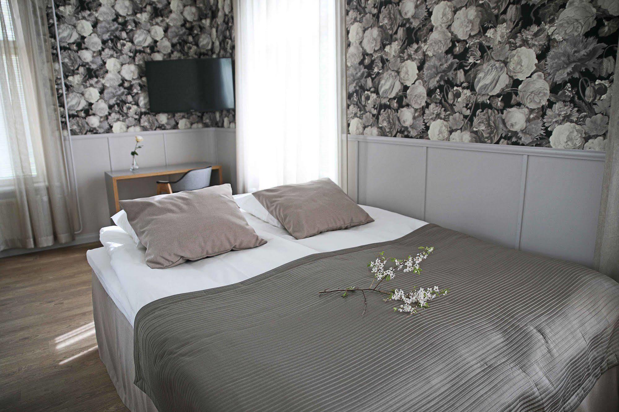 Hostel Savonlinnan Kansanopisto - Wanha Pappila Savonlinna